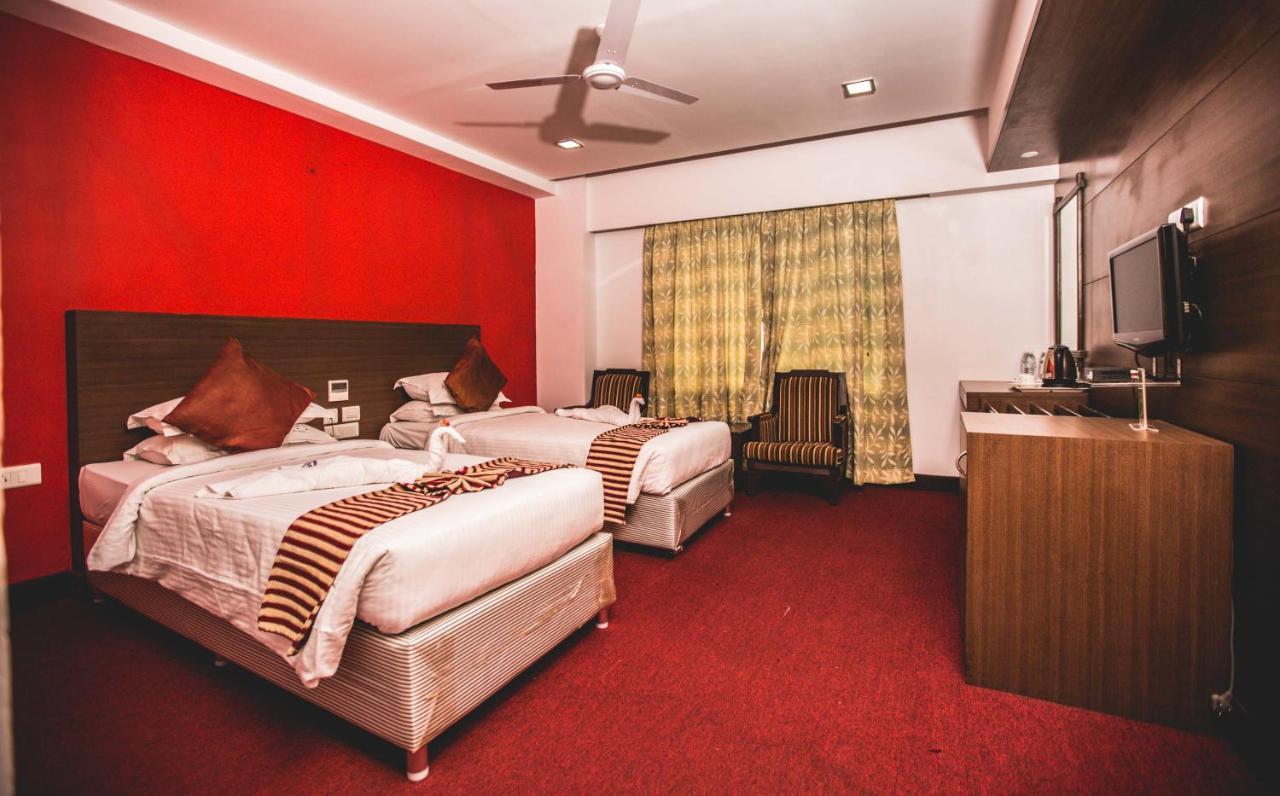 Hotel Shelter Chennai Exteriör bild